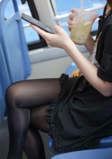 乳色吐息_BD高清欧美在线观看