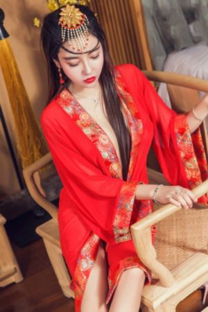 泰剧谁的青春不乱爱_BD英语在线视频观看